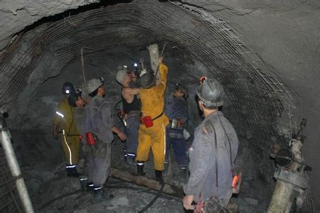 东河工程爆破中的危险因素分析以及应对工程爆破危险的措施